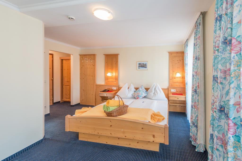 Hotel Brueckenwirt Superior アルテンマルクト・イム・ポンガウ エクステリア 写真