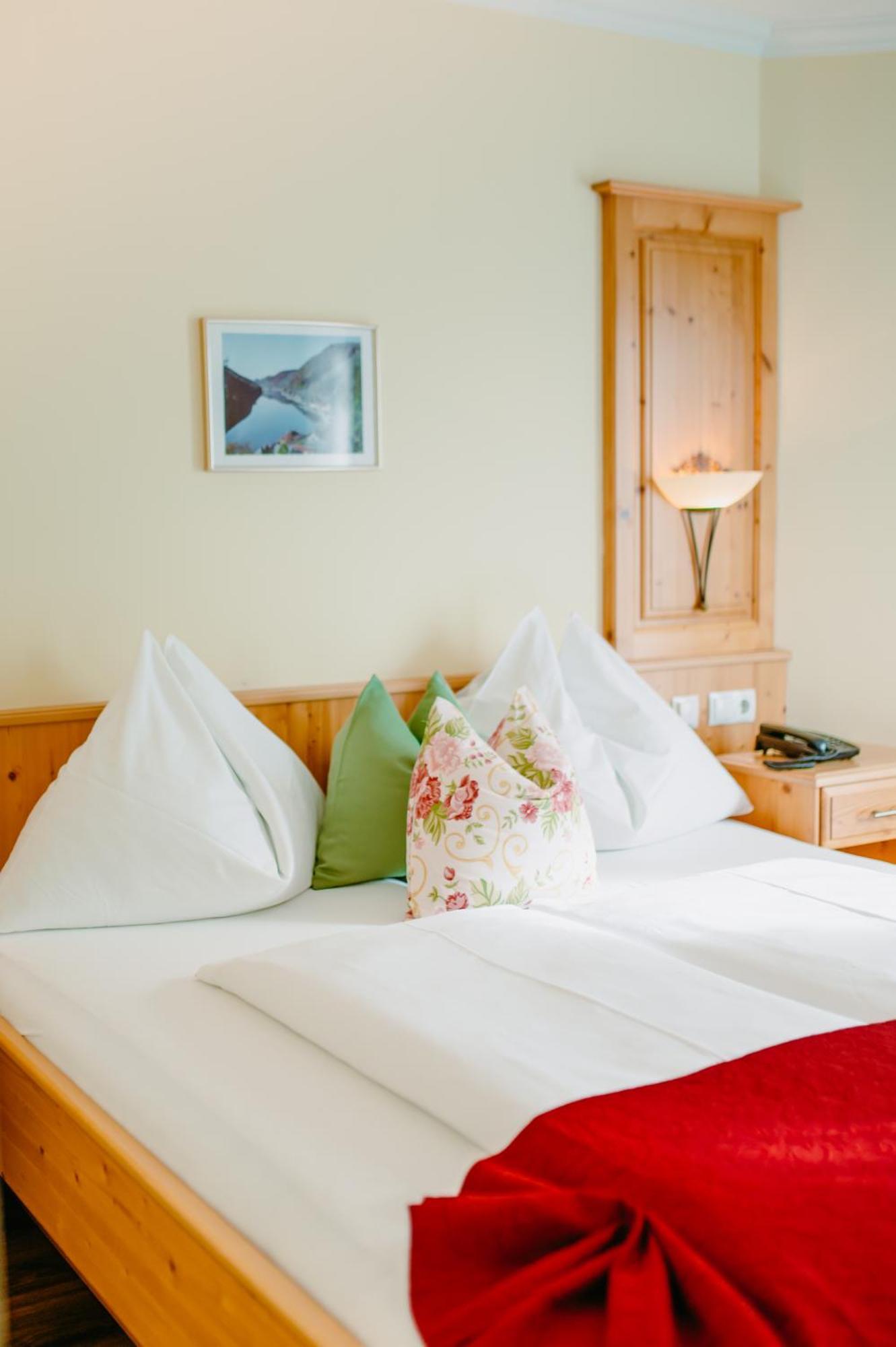 Hotel Brueckenwirt Superior アルテンマルクト・イム・ポンガウ エクステリア 写真